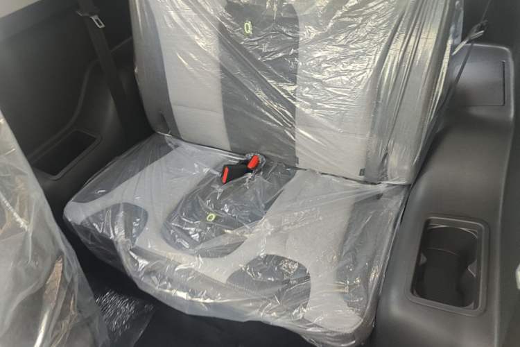 Used Chery QQ Little Ant 2026 Model 271km Favorite Version Left Rear Seat