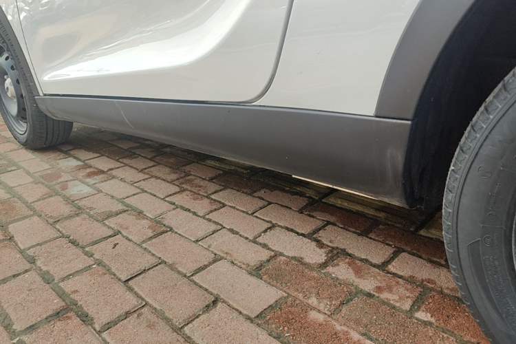 Used Chery QQ Little Ant 2026 Model 271km Favorite Version Left Side Sill