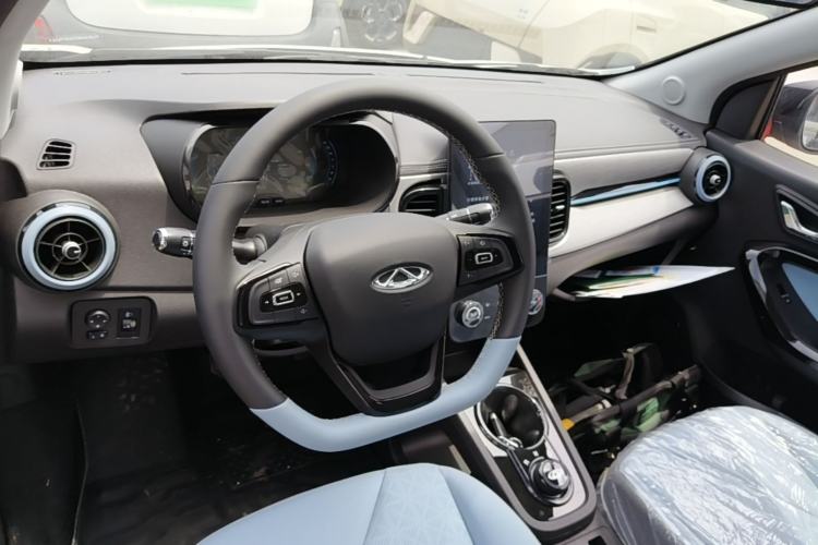 Used Chery QQ Little Ant 2026 Model 271km True Love Version Steering Wheel