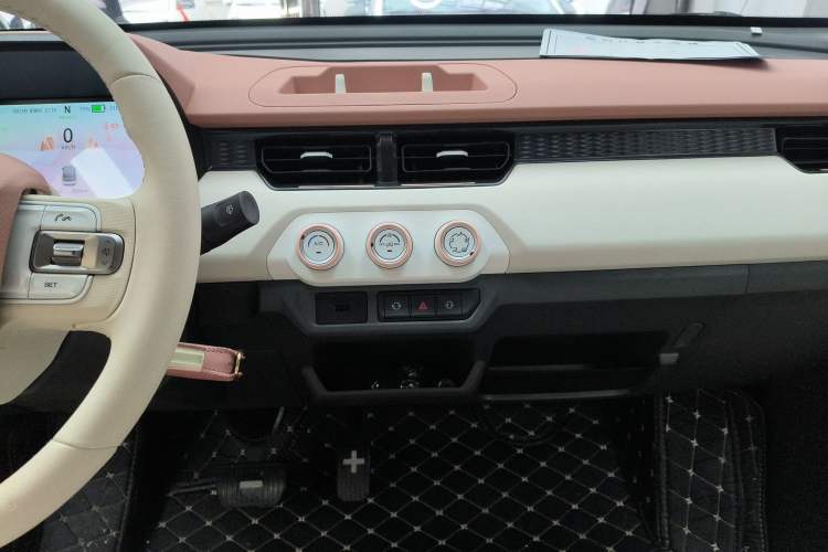 Used Chery QQ Ice Cream 2022 Taohuanxi Sweet Peach Edition Audio And AC Panel