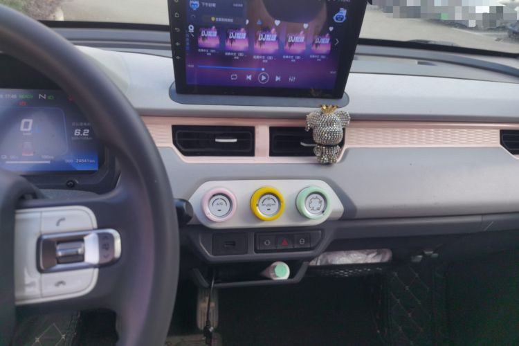 Used Chery QQ Ice Cream 2022 170km Sundae Phosphate Lithium-Ion Audio And AC Panel