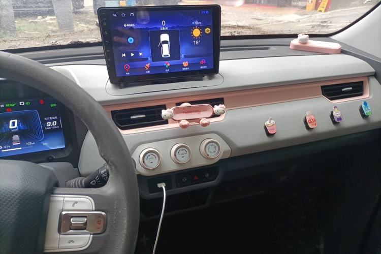 Used Chery QQ Ice Cream 2022 170km Sundae Phosphate Lithium-Ion Audio And AC Panel