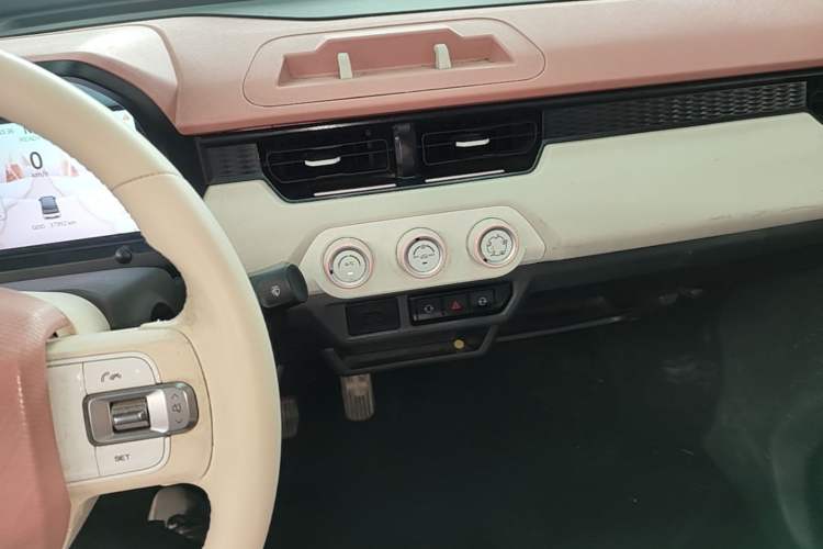 Used Chery QQ Ice Cream 2022 Taohuanxi Sweet Peach Edition Audio And AC Panel
