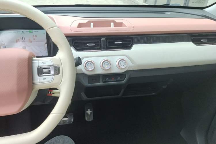 Used Chery QQ Ice Cream 2022 Taohuanxi Sweet Peach Edition Audio And AC Panel