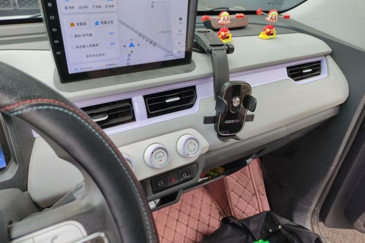 Used Chery QQ Ice Cream 2022 170km Sundae Phosphate Lithium-Ion Audio And AC Panel