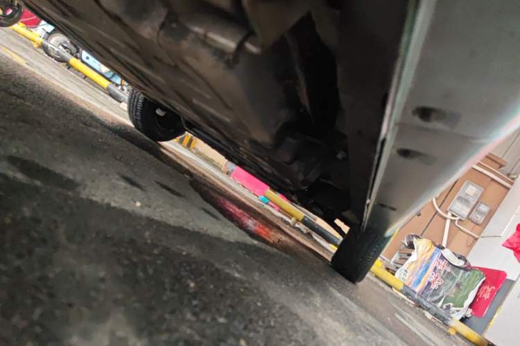Used Chery QQ Ice Cream 2022 Pudding Model Chassis Rear Right