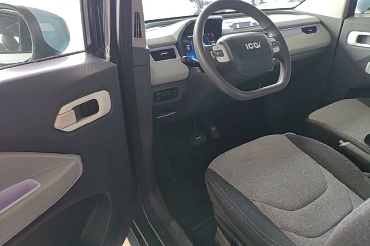 Used Chery QQ Ice Cream 2022 170km Sundae Phosphate Lithium-Ion Driver Seat