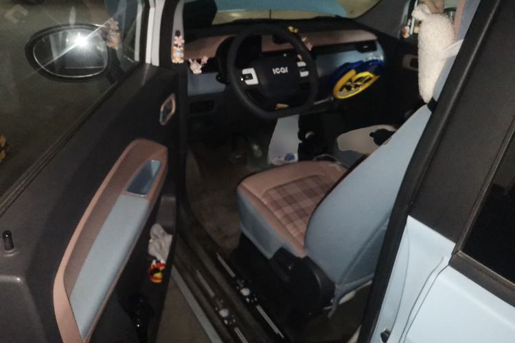 Used Chery QQ Ice Cream 2022 170km Sundae Phosphate Lithium-Ion Driver Seat