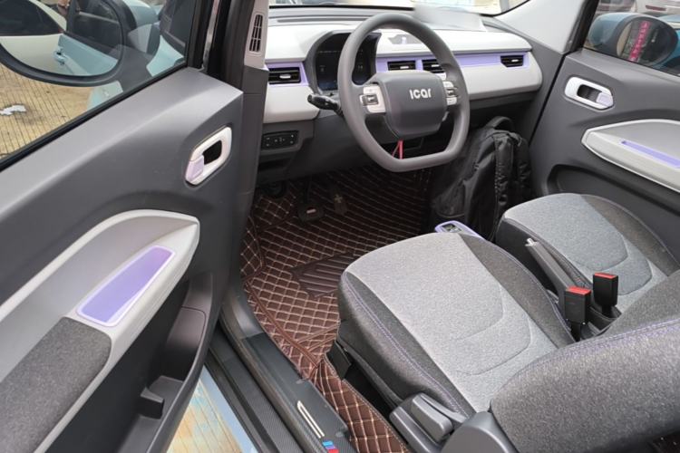 Used Chery QQ Ice Cream 2022 170km Sundae Phosphate Lithium-Ion Driver Seat