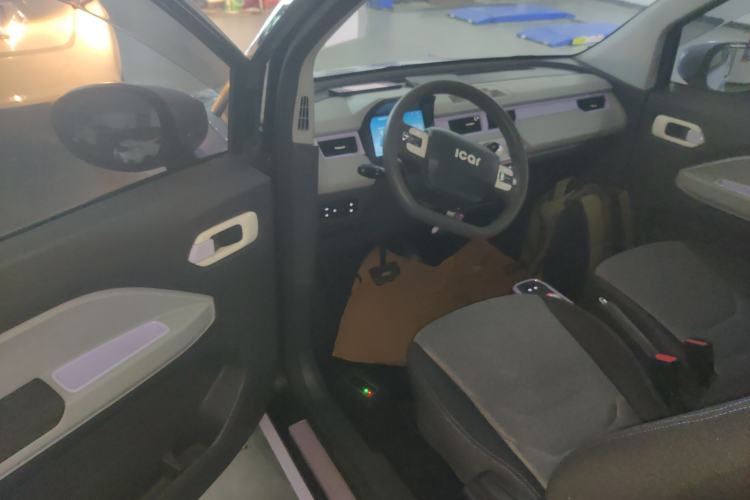 Used Chery QQ Ice Cream 2022 170km Sundae Phosphate Lithium-Ion Driver Seat