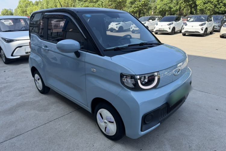 Used Chery QQ Ice Cream 2022 170km Sundae Phosphate Lithium-Ion Exterior 2