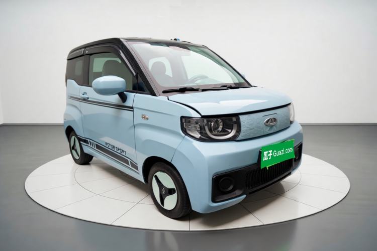 Used Chery QQ Ice Cream 2022 170km Sundae Phosphate Lithium-Ion Exterior 2