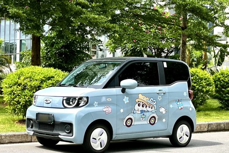 Used Chery QQ Ice Cream 2022 170km Sundae Phosphate Lithium-Ion Exterior 2