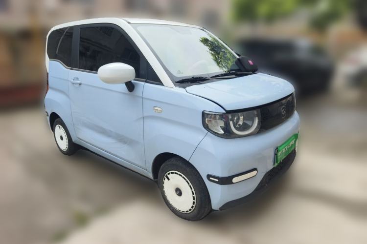 Used Chery QQ Ice Cream 2022 170km Sundae Phosphate Lithium-Ion Front Right 45 Deg
