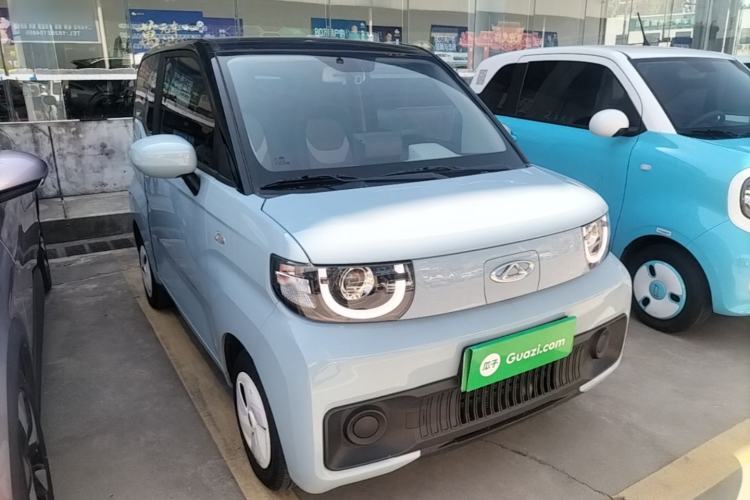 Used Chery QQ Ice Cream 2022 170km Sundae Phosphate Lithium-Ion Front Right 45 Deg