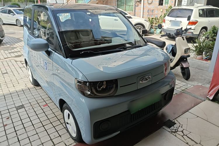 Used Chery QQ Ice Cream 2022 170km Sundae Phosphate Lithium-Ion Front Right 45 Deg
