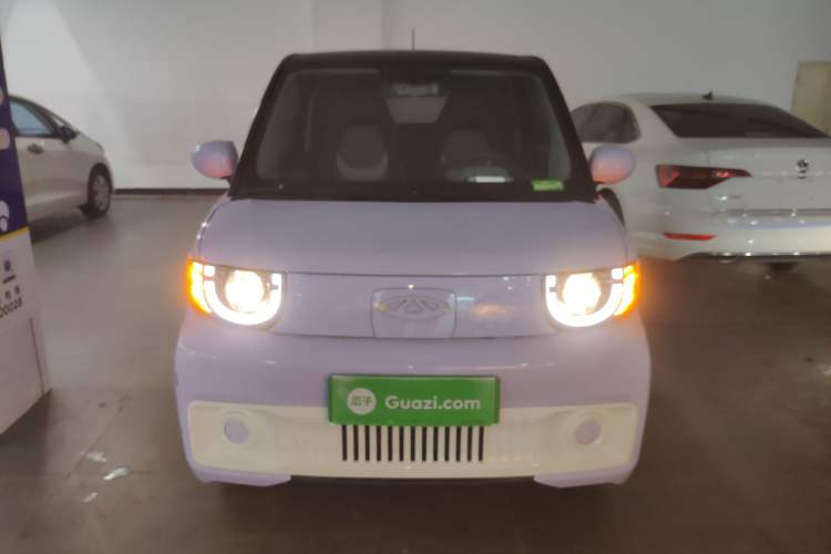 Used Chery QQ Ice Cream 2022 170km Sundae Phosphate Lithium-Ion Front