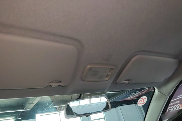 Used Chery QQ Ice Cream 2022 170km Sundae Phosphate Lithium-Ion Headliner