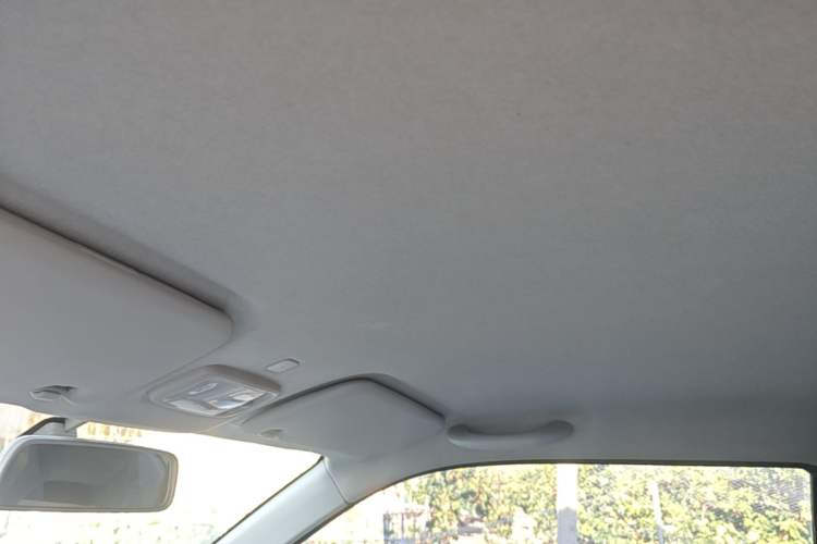 Used Chery QQ Ice Cream 2022 170km Sundae Phosphate Lithium-Ion Headliner