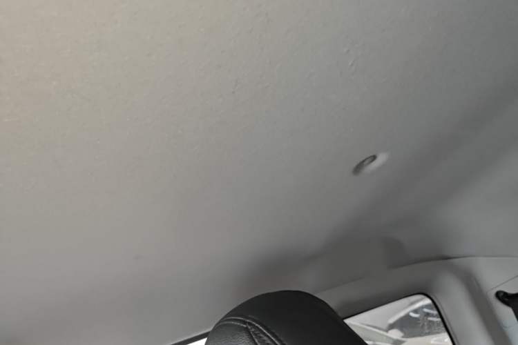 Used Chery QQ Ice Cream 2022 170km Sundae Phosphate Lithium-Ion Headliner