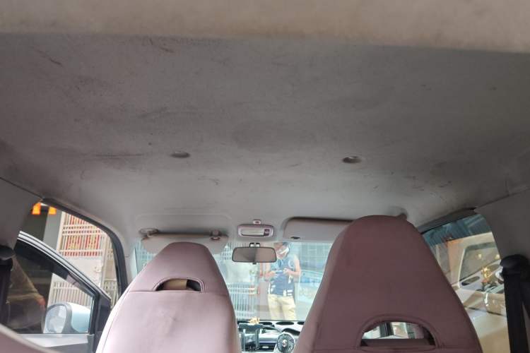 Used Chery QQ Ice Cream 2022 170km Sundae Phosphate Lithium-Ion Headliner