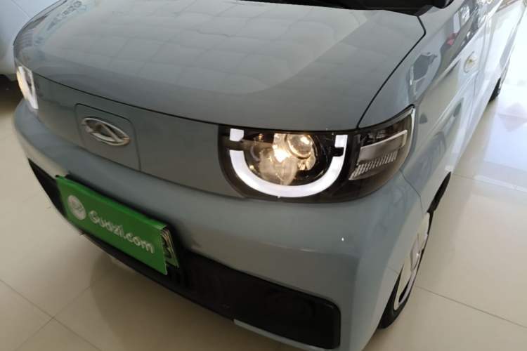 Used Chery QQ Ice Cream 2022 170km Sundae Phosphate Lithium-Ion Left Front Headlight