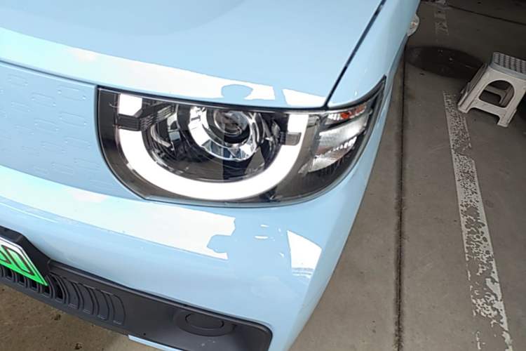 Used Chery QQ Ice Cream 2022 170km Sundae Phosphate Lithium-Ion Left Front Headlight