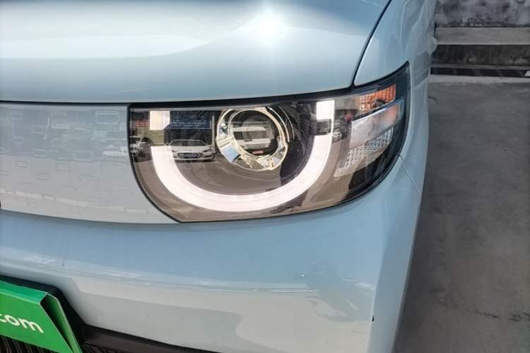 Used Chery QQ Ice Cream 2022 170km Sundae Phosphate Lithium-Ion Left Front Headlight