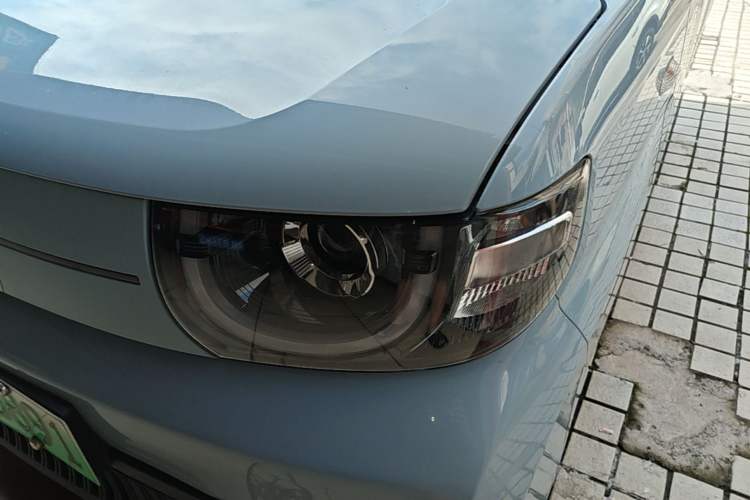 Used Chery QQ Ice Cream 2022 170km Sundae Phosphate Lithium-Ion Left Front Headlight