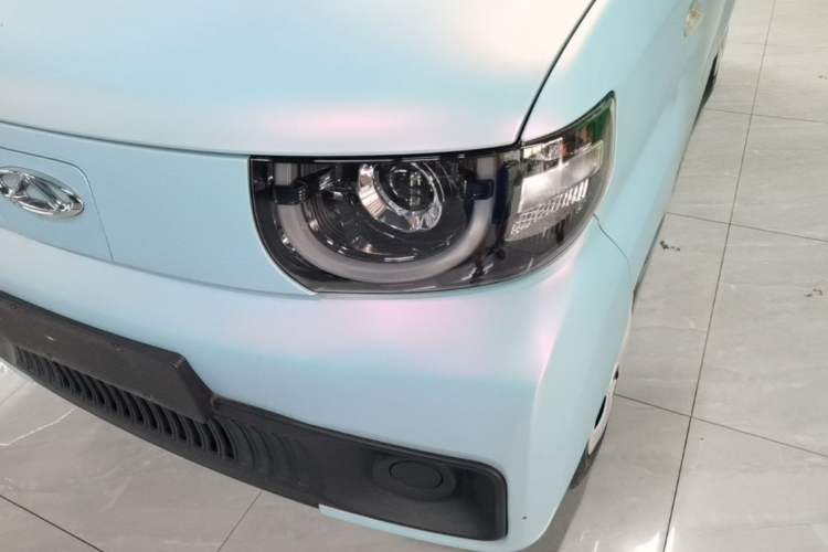 Used Chery QQ Ice Cream 2022 170km Sundae Phosphate Lithium-Ion Left Front Headlight