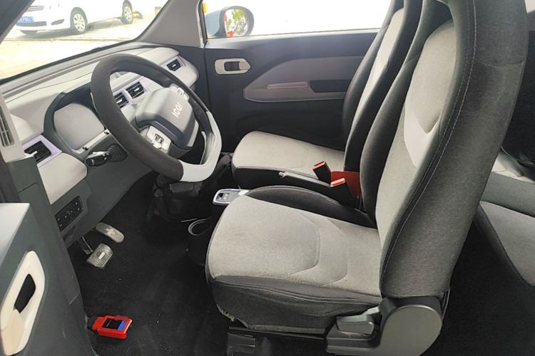 Used Chery QQ Ice Cream 2022 170km Sundae Phosphate Lithium-Ion Left Front Seat