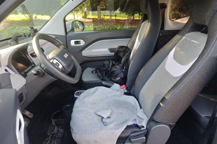 Used Chery QQ Ice Cream 2022 170km Sundae Phosphate Lithium-Ion Left Front Seat