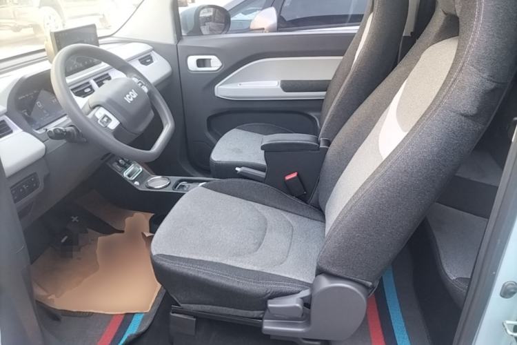 Used Chery QQ Ice Cream 2022 170km Sundae Phosphate Lithium-Ion Left Front Seat