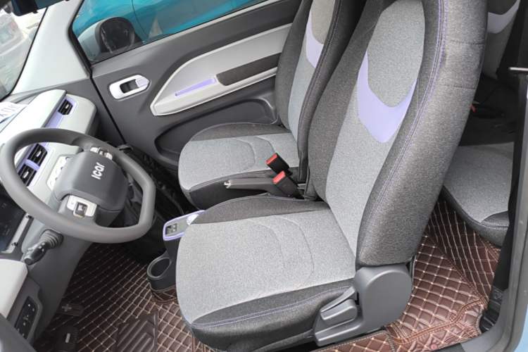Used Chery QQ Ice Cream 2022 170km Sundae Phosphate Lithium-Ion Left Front Seat