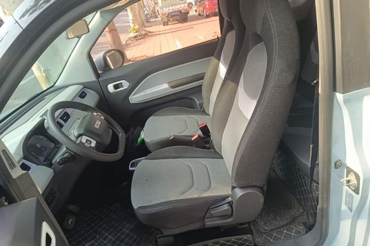 Used Chery QQ Ice Cream 2022 170km Sundae Phosphate Lithium-Ion Left Front Seat