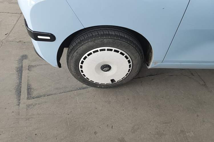 Used Chery QQ Ice Cream 2022 170km Sundae Phosphate Lithium-Ion Left Front Wheel Hub