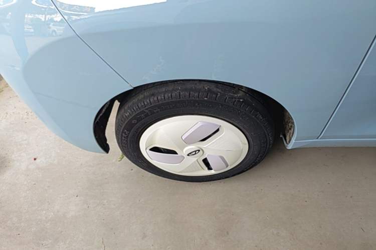 Used Chery QQ Ice Cream 2022 170km Sundae Phosphate Lithium-Ion Left Front Wheel Hub