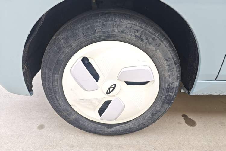 Used Chery QQ Ice Cream 2022 170km Sundae Phosphate Lithium-Ion Left Front Wheel Hub