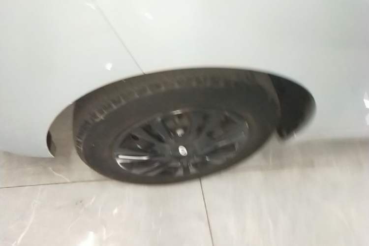 Used Chery QQ Ice Cream 2022 170km Sundae Phosphate Lithium-Ion Left Front Wheel Hub