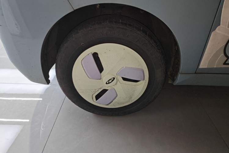 Used Chery QQ Ice Cream 2022 170km Sundae Phosphate Lithium-Ion Left Front Wheel Hub