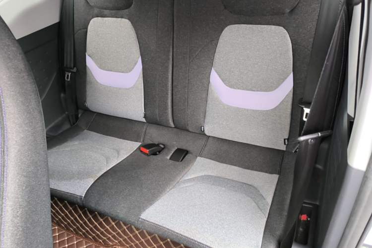 Used Chery QQ Ice Cream 2022 170km Sundae Phosphate Lithium-Ion Left Rear Seat