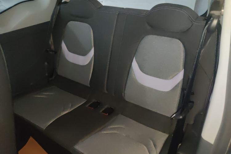 Used Chery QQ Ice Cream 2022 170km Sundae Phosphate Lithium-Ion Left Rear Seat