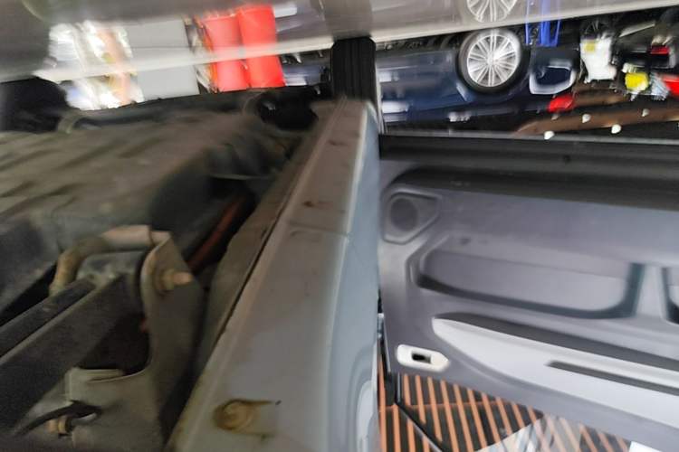 Used Chery QQ Ice Cream 2022 170km Sundae Phosphate Lithium-Ion Left Side Sill