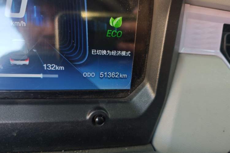 Used Chery QQ Ice Cream 2022 170km Sundae Phosphate Lithium-Ion Odometer Close Up