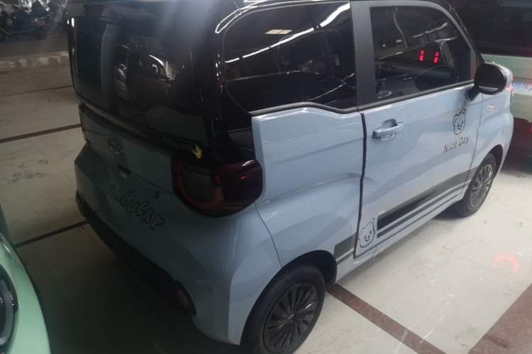 Used Chery QQ Ice Cream 2022 170km Sundae Phosphate Lithium-Ion Rear Right 45 Deg