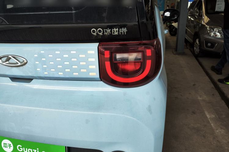 Used Chery QQ Ice Cream 2022 170km Sundae Phosphate Lithium-Ion Right Rear Taillight