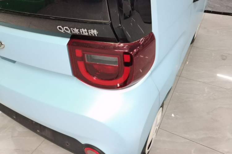 Used Chery QQ Ice Cream 2022 170km Sundae Phosphate Lithium-Ion Right Rear Taillight