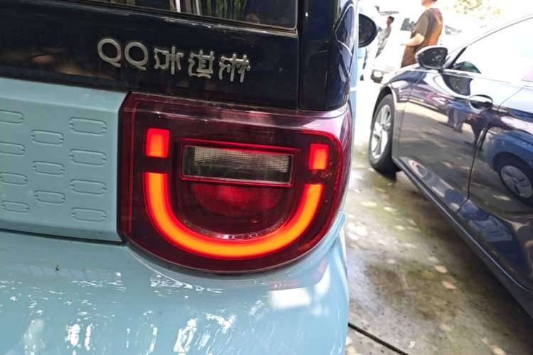 Used Chery QQ Ice Cream 2022 170km Sundae Phosphate Lithium-Ion Right Rear Taillight
