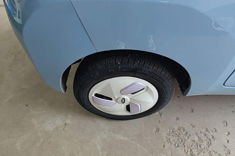 Used Chery QQ Ice Cream 2022 170km Sundae Phosphate Lithium-Ion Right Rear Wheel Hub