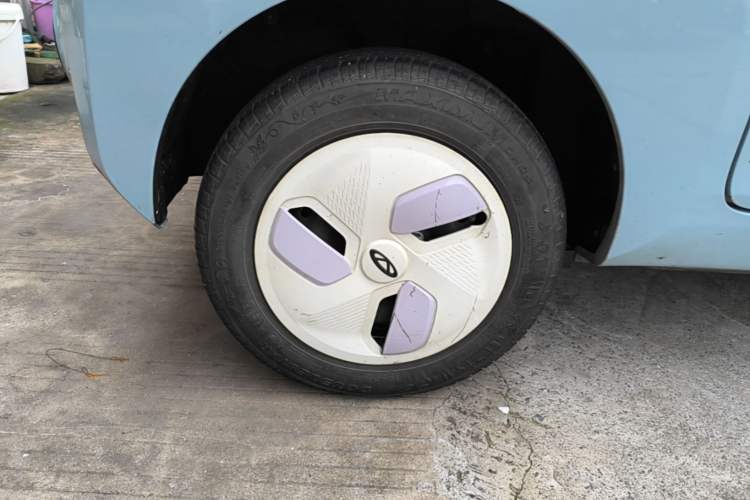 Used Chery QQ Ice Cream 2022 170km Sundae Phosphate Lithium-Ion Right Rear Wheel Hub